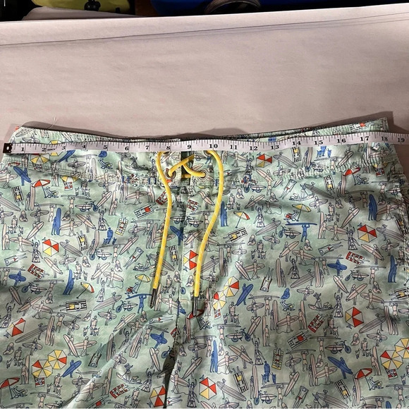 TOMMY BAHAMA ~ Men’s Swim Board Shorts with Pockets Novelty Print - Picture 7 of 9